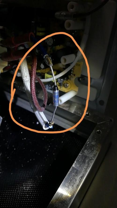 电陶炉e8是什么故障,电陶炉显示e4是什么故障,怎么维修2024/6/