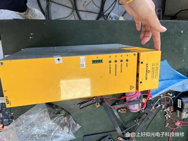 驱动器上电不显示故障维修案例,驱动器指示灯不亮2024/6/