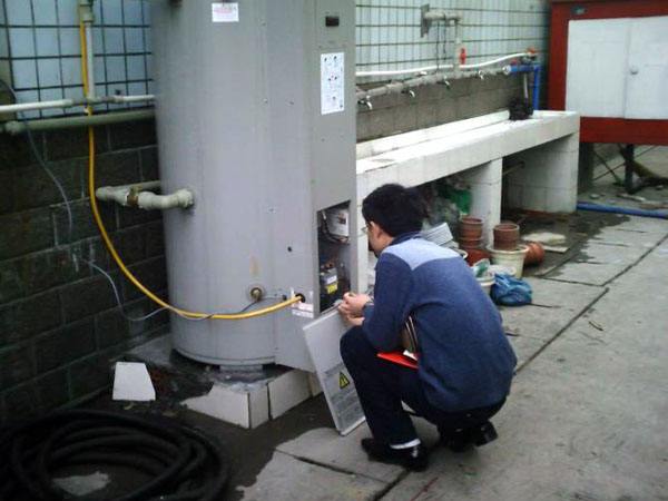 乌鲁木齐空气能维修价格探析,品质与成本的介绍之路_乌鲁木齐空气能维修价格